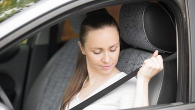 عوامل الأمان في قيادة السيارات