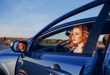 أهم الضروريات عند قيادة المرأة للسيارة