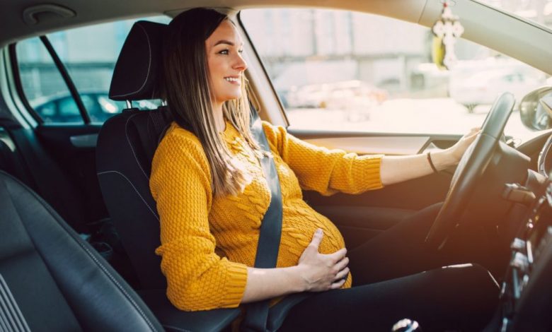 قيادة السيارة أثناء الحمل - دلعي سيارتك - زينة سيارة