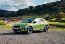 سيارة كيا نسائية