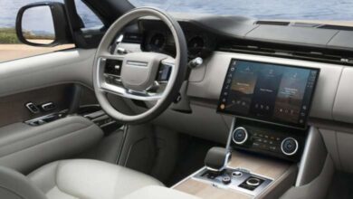 سيارة الرنج روفر من الداخل