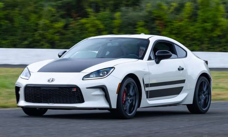 سيارة سبورت رخيصة